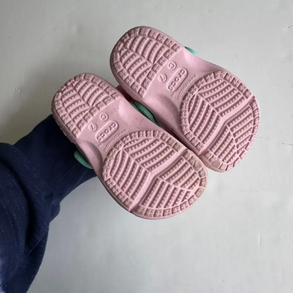 CROCS cute home